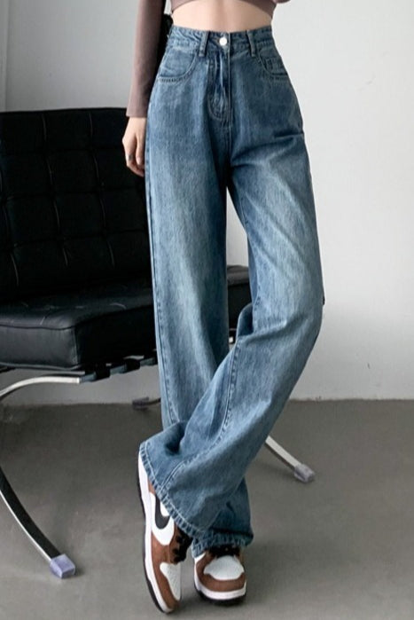High Waist Relaxed Fluid Straight Jeans