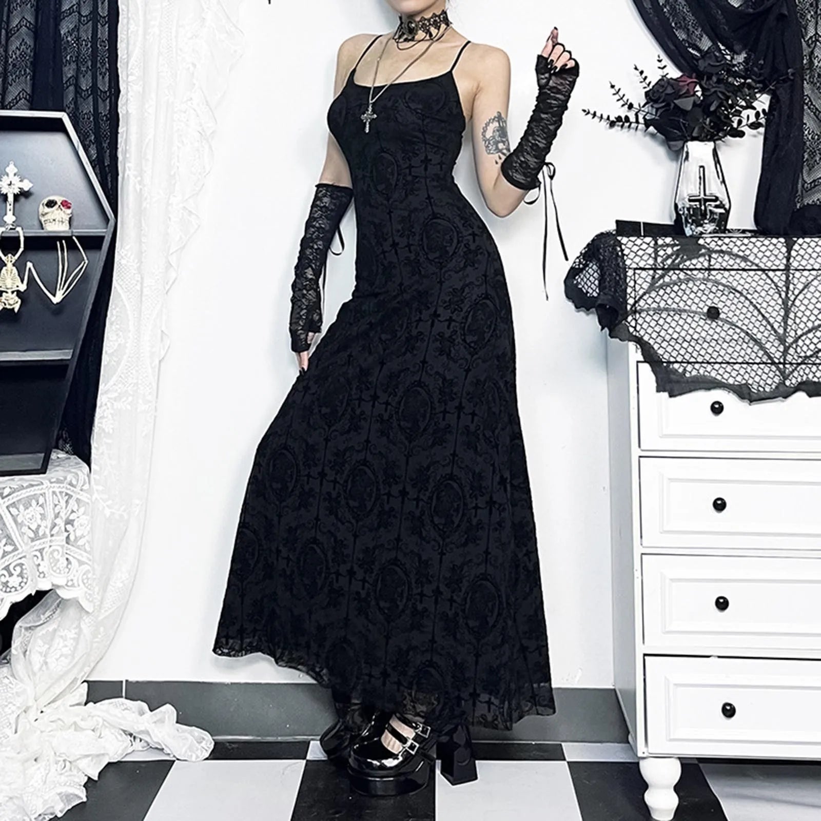 Cross Grouping Net Celebration Maxi Dress Black / S