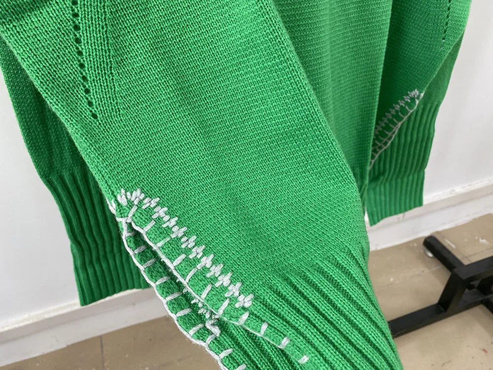 Hand-Woven Loose O-Neck Slit Hem Green Autumn Winter Christmas Sweater Sweaters-L