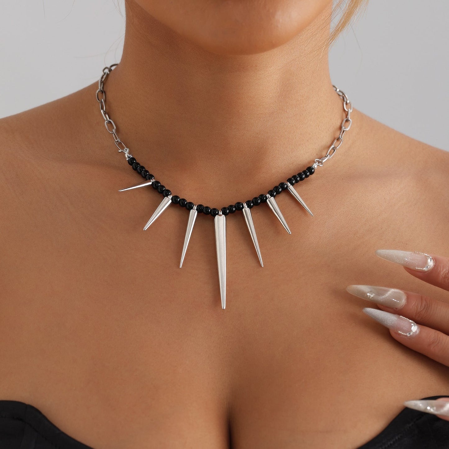 Punk Chain Black Pearl Studded Necklace