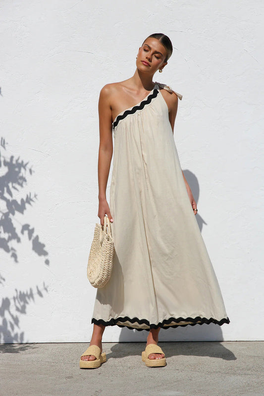 Oblique Shoulder Lace Vacation Long Dress