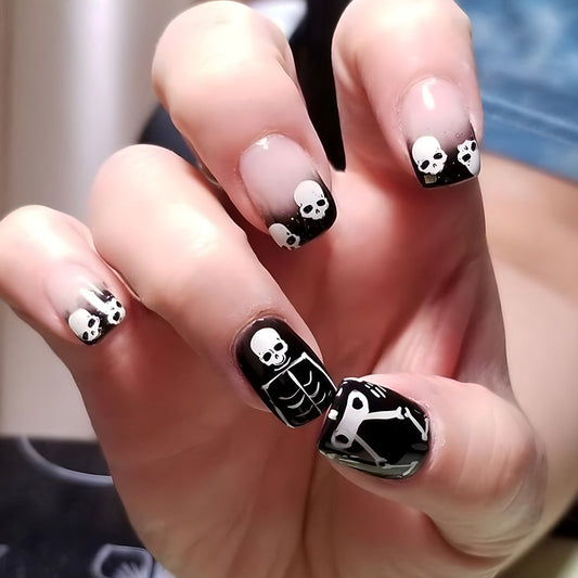 Halloween Dark Mysterious Skull Creative Wearable Press on Nail