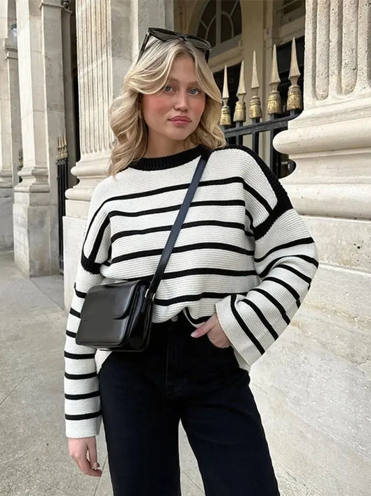 Women Black White Striped O Neck Knitted Jumper Tops Fashion Long Sleeve Loose Sweater