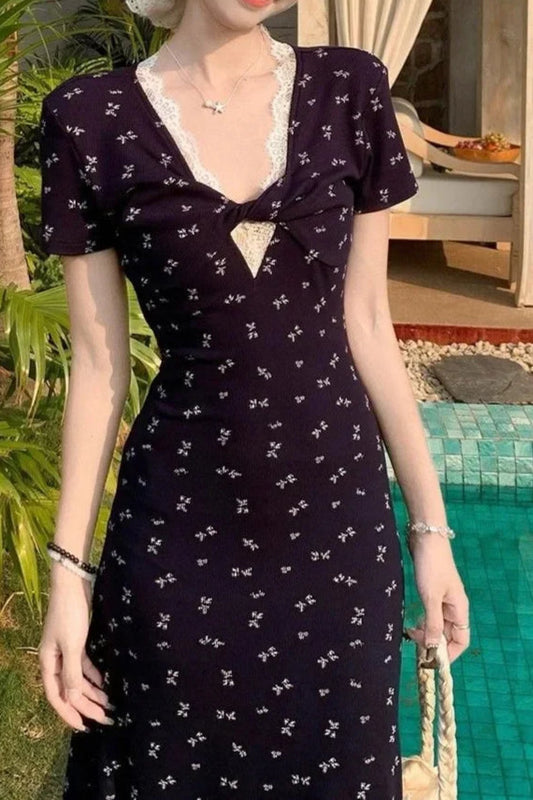 V-neck Waist-cinching Slim Floral Dress