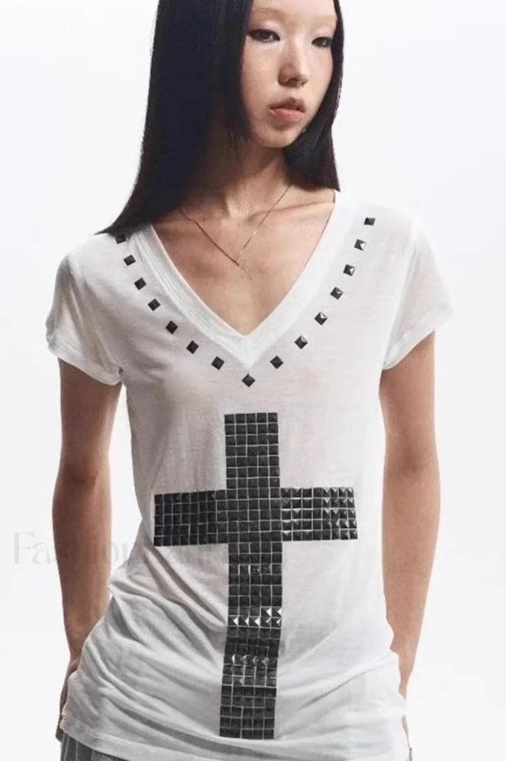 Loose V-Neck Cross Foil T-Shirt White / S